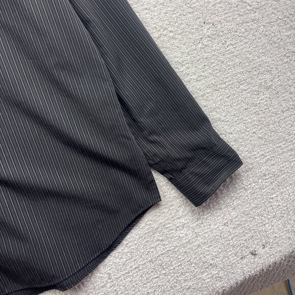 Calvin Klein Non Iron Black & White Stripe Men Sz Large Button up Shirt Casual - Picture 5 of 13